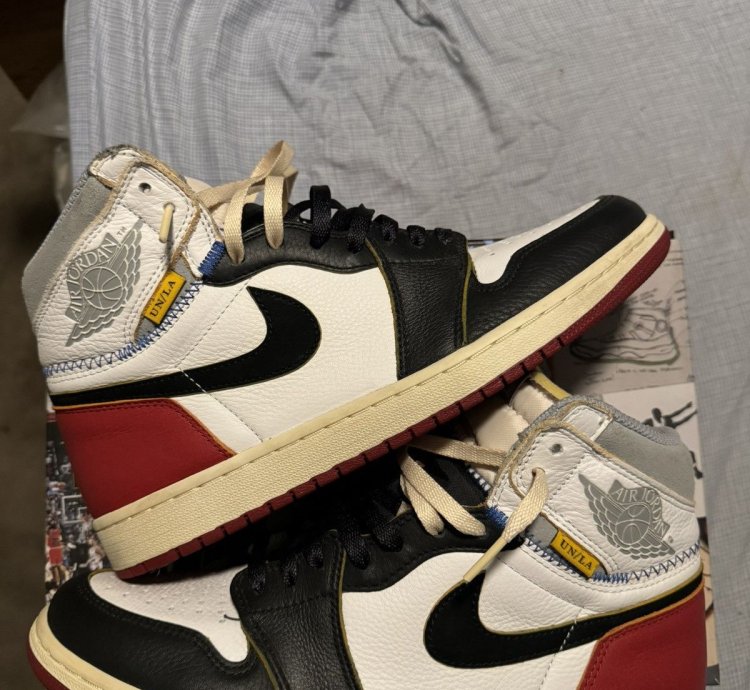 Union Jordan 1 Black Toe
