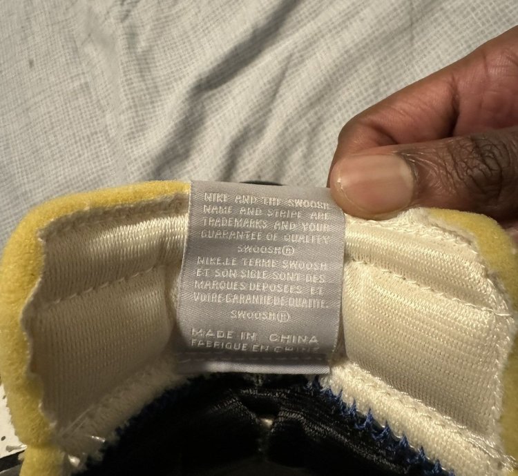 Union Jordan 1 Black Toe