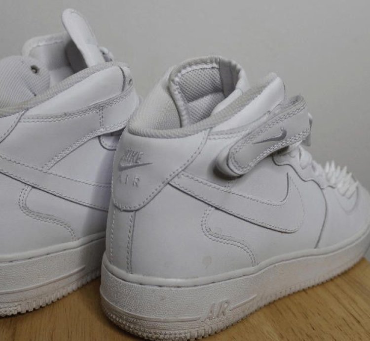 Air Force 1 Custom High Top - White Spikes - 7 Youth P10007