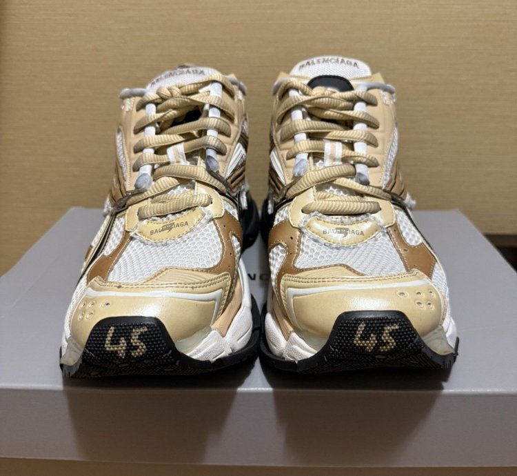 Balenciaga Runner Sneaker Beige White 45