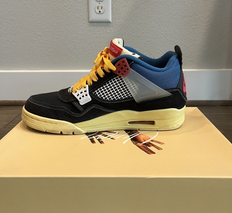 Union Jordan 4 Off Noir
