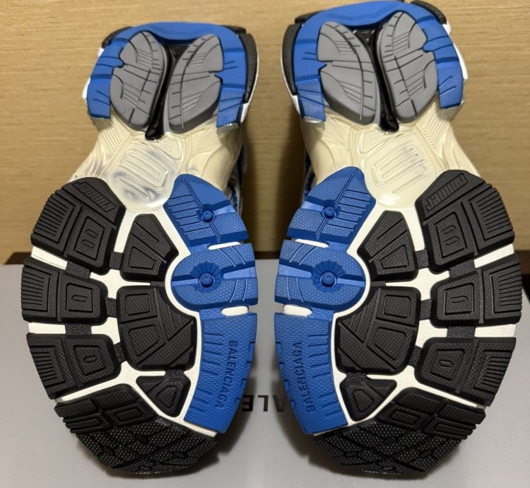 Balenciaga Runner Sneaker Blue White 41