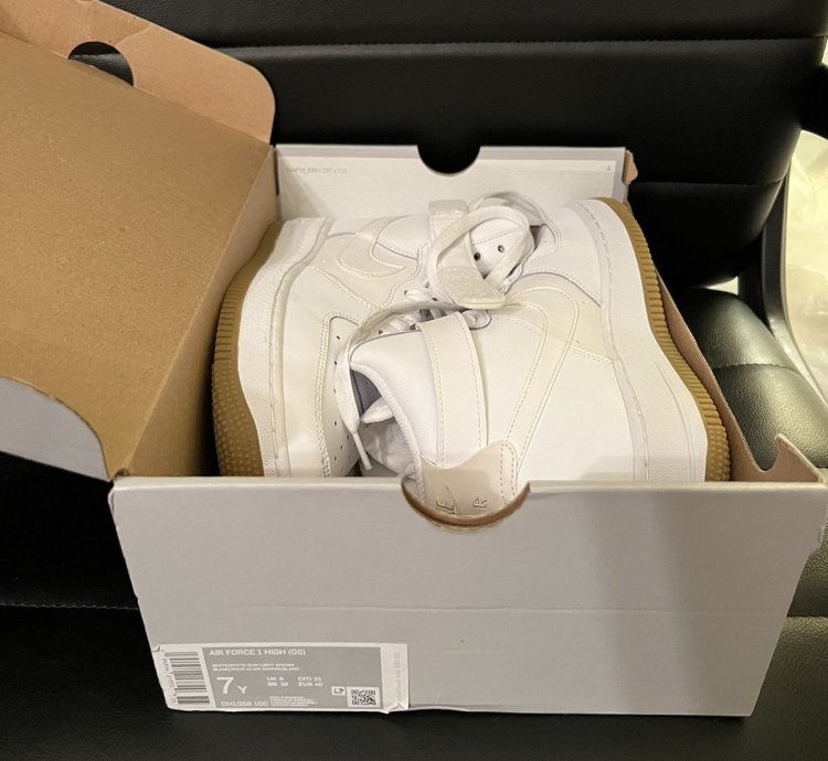 Air Force 1 High size 7y