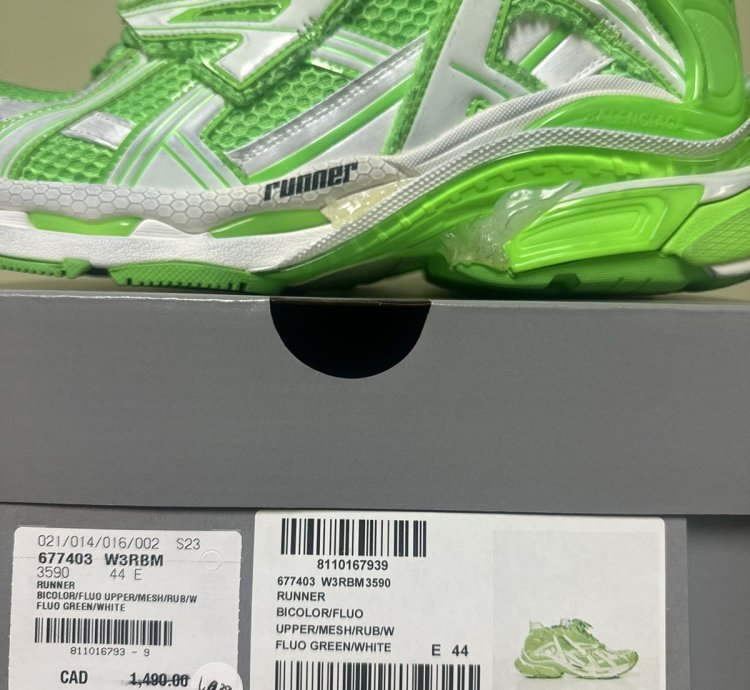 Balenciaga Runner Sneaker Flou 44