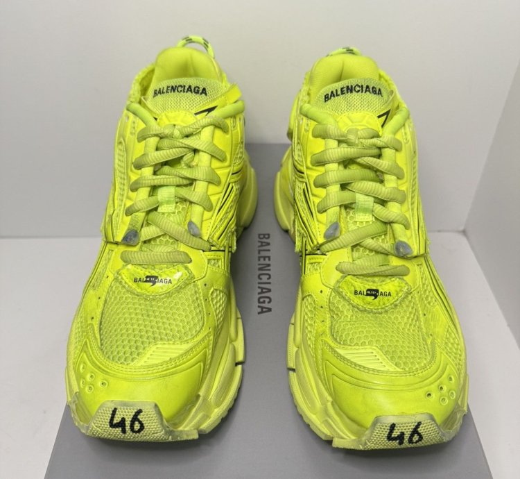 Balenciaga Runner Sneaker Fluo Yellow Size 46 Men New