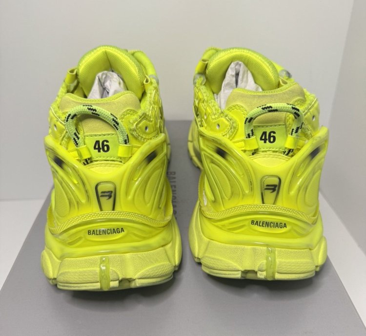 Balenciaga Runner Sneaker Fluo Yellow Size 46 Men New