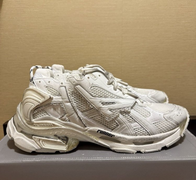 Balenciaga Runner Sneaker White 47