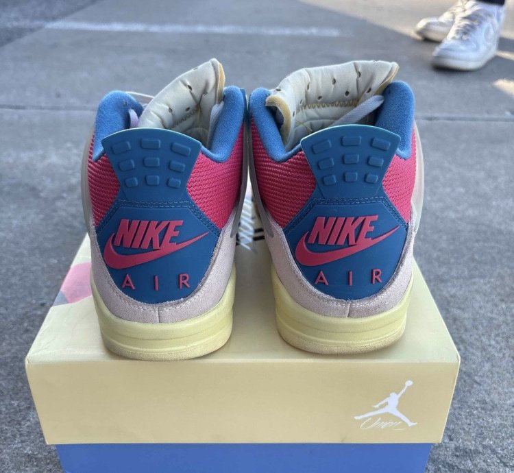 Union La Air Jordan 4 Retro Guava Ice