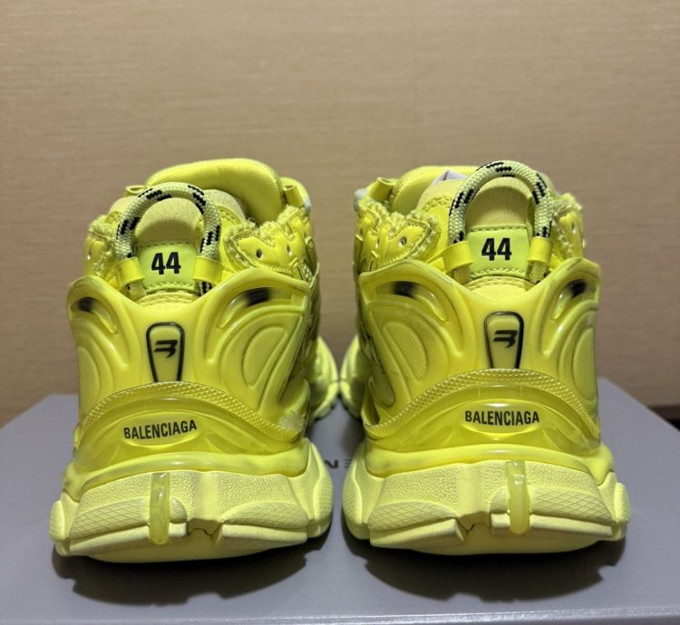 Balenciaga Runner Sneaker Yellow 44