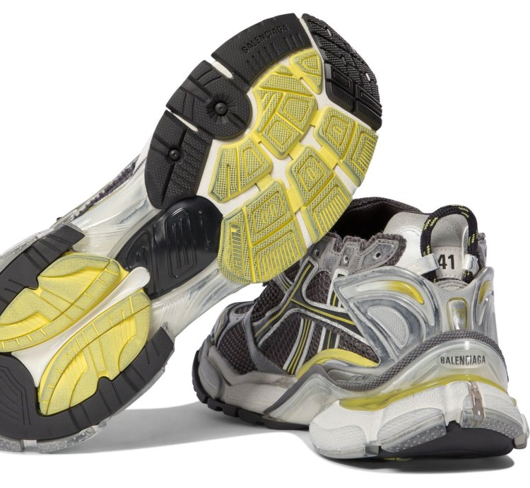 Balenciaga Runner Sneakers Size Eu 42