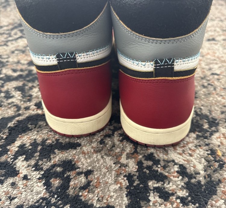 Union La Jordan 1 - Chicago Shadow