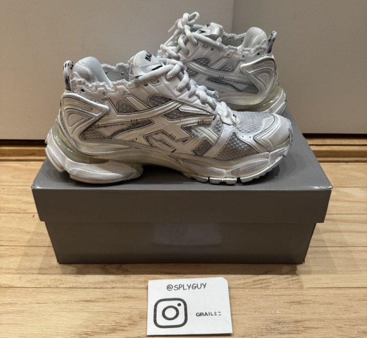 Balenciaga Runner Triple White Sz 41