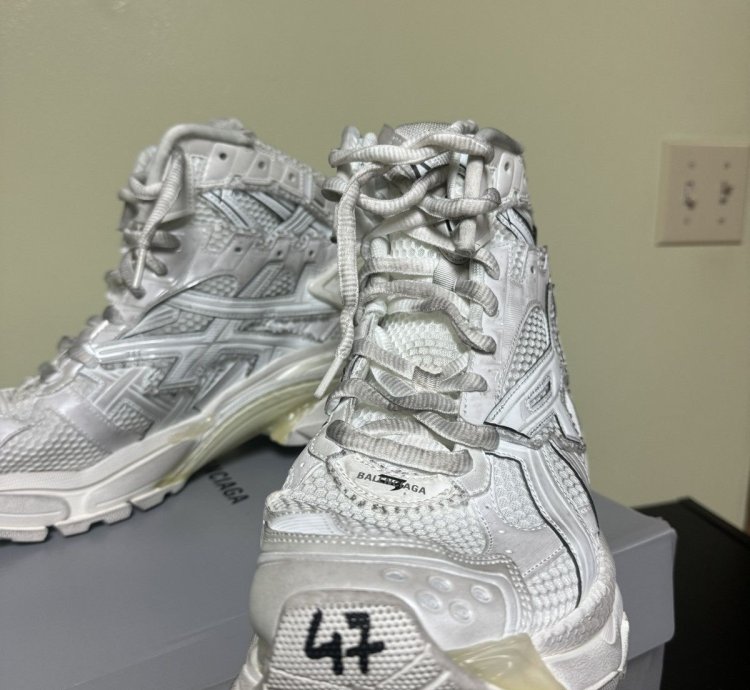 Balenciaga Runner White