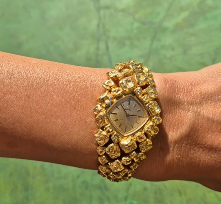 Omega Nugget Gilbert Albert Pave Or Asymmetric Naturalistic Ladies-bracelet Rare