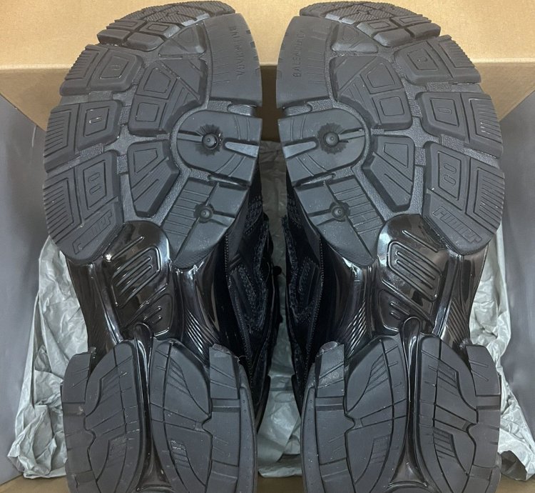 Balenciaga Runners Sneaker black