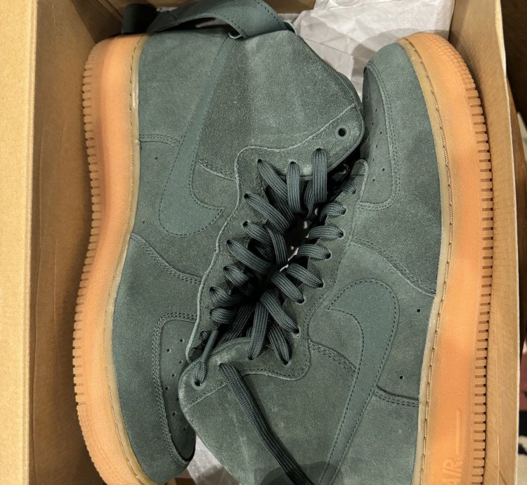 Air Force 1 High 07 Lv8 Suede