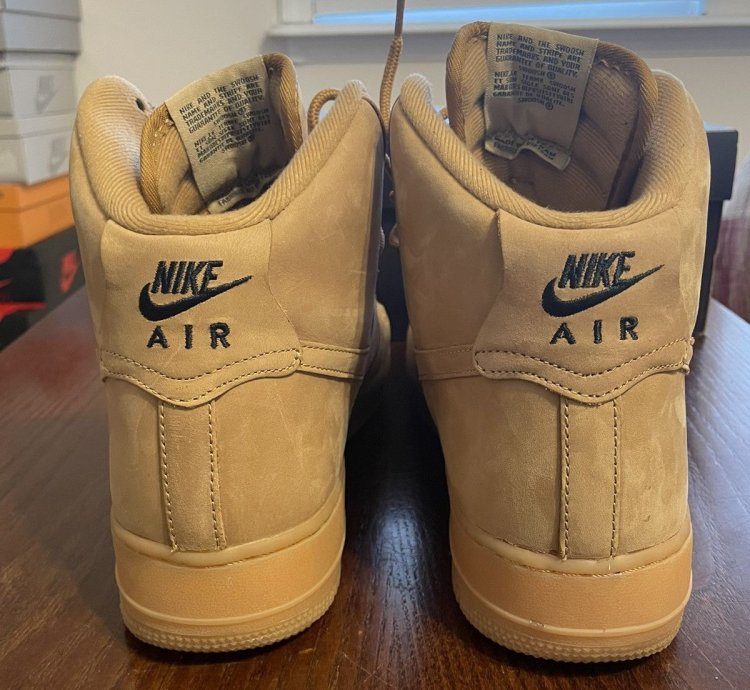 Air Force 1 High 07 Lv8 Wb