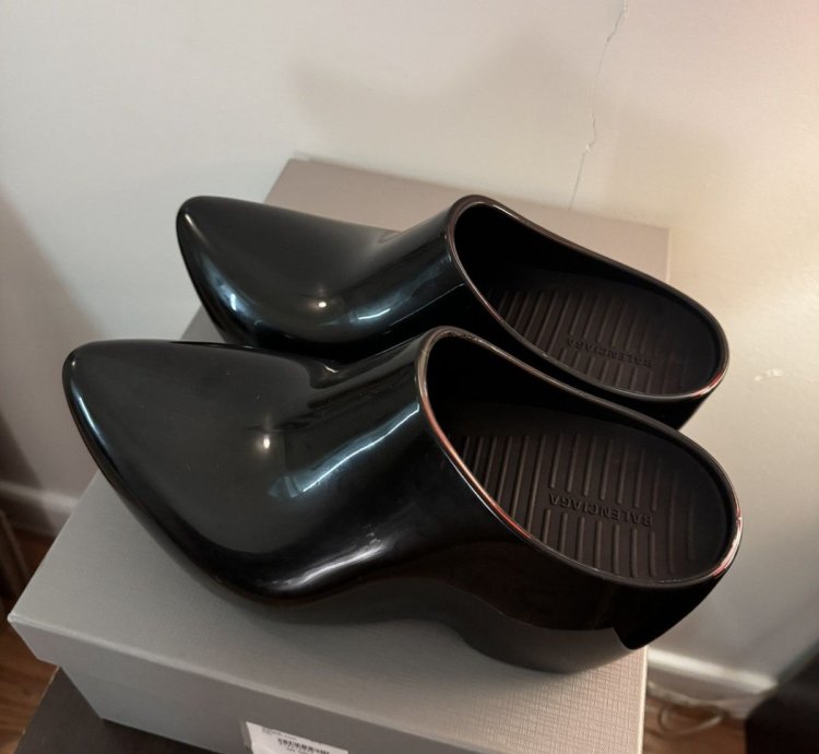 Balenciaga Techno Clog