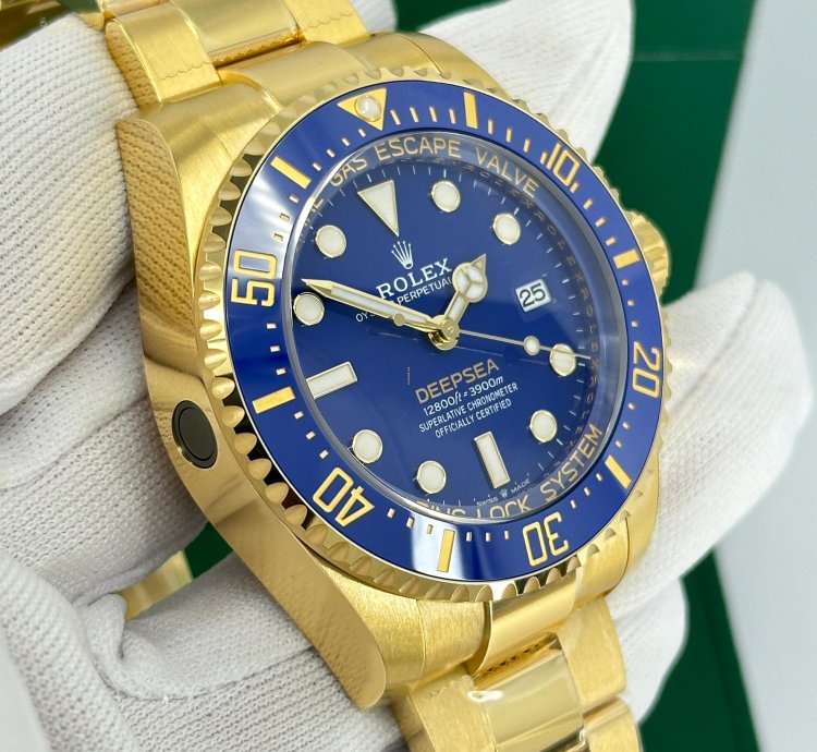 Rolex Sea-dweller Deepsea Unworn 2024 Deepsea Blue Yellow Gold 136668lb-0001 Complete