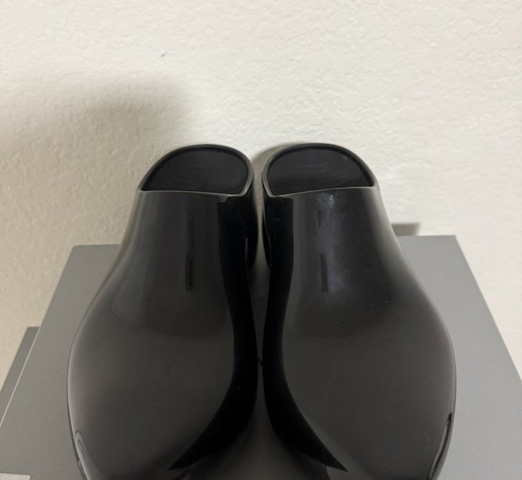 Balenciaga Technoclog Mule Shiny Black 45
