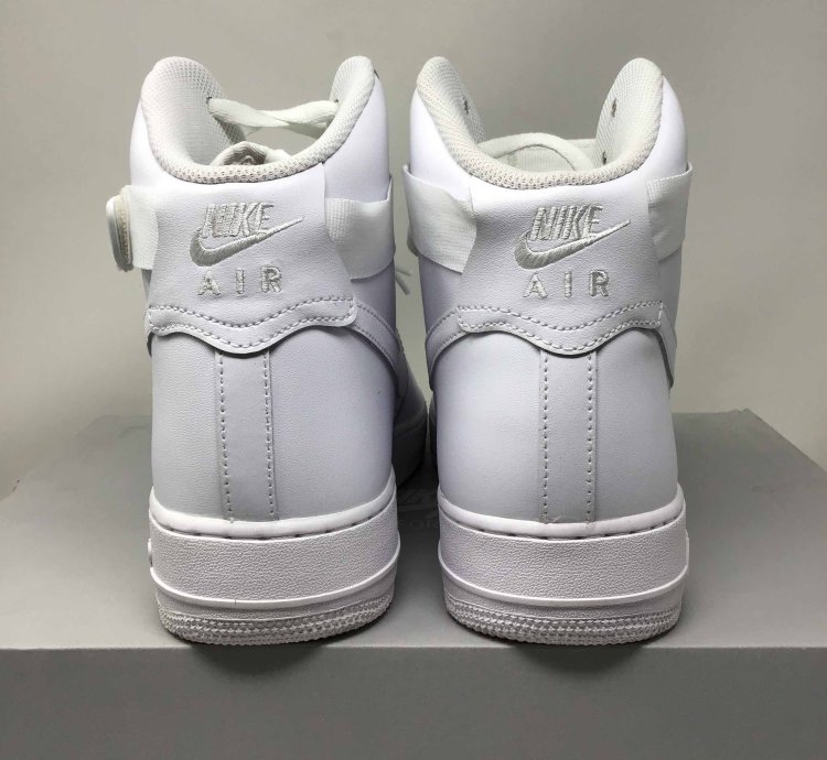 Air Force 1 High 07 Triple White