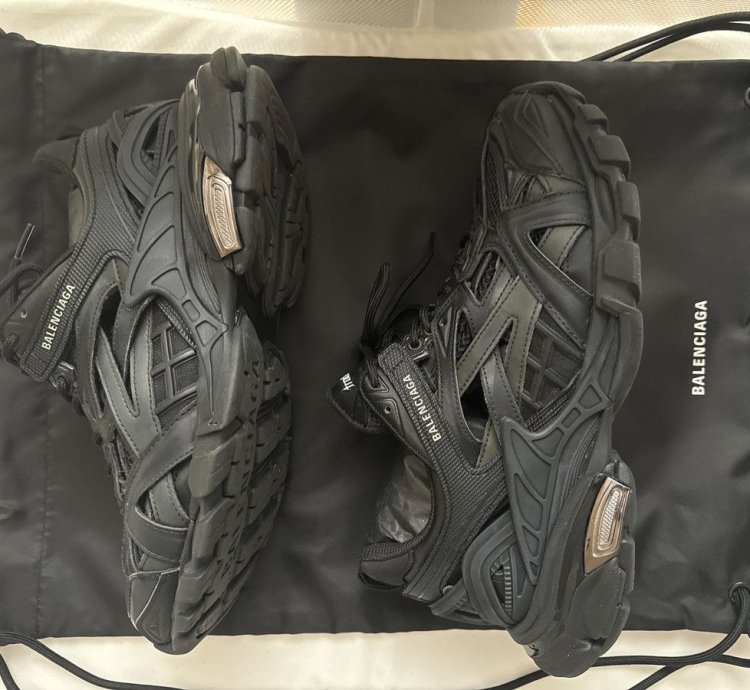 Balenciaga Track 2