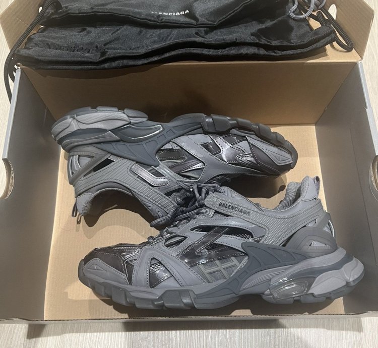Balenciaga Track 2 0