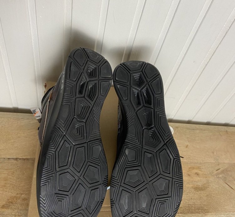 Used Nike Zoom Fly Off White Black Size 10us