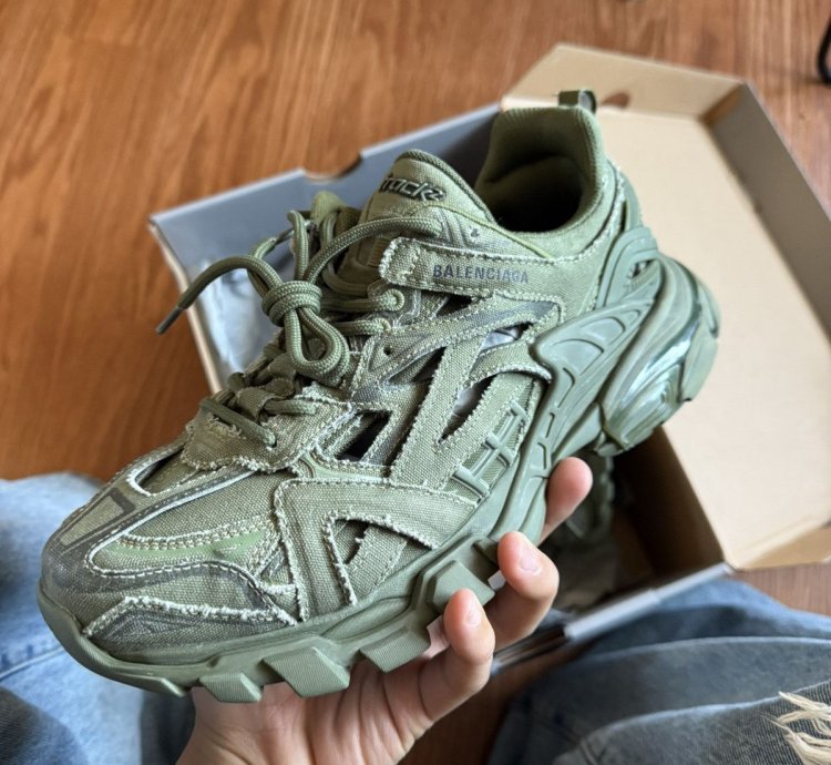 Balenciaga Track 2 0 Need Gone
