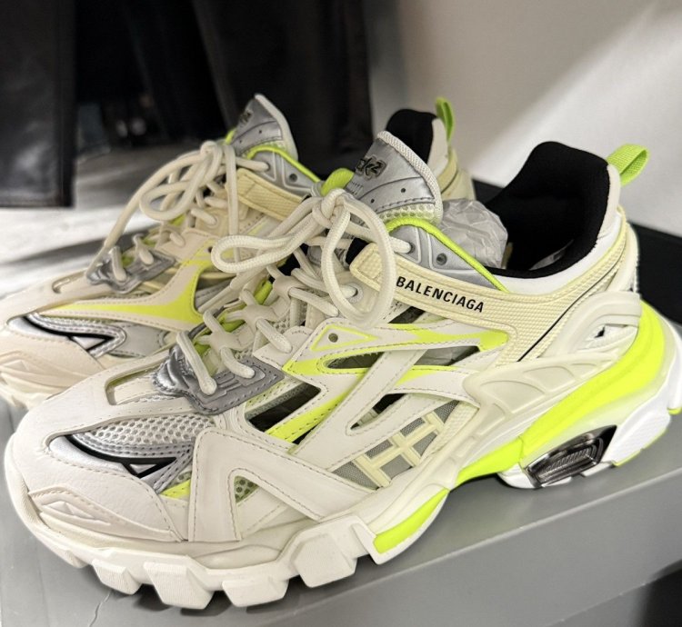 Balenciaga Track 2 0 Sneakers