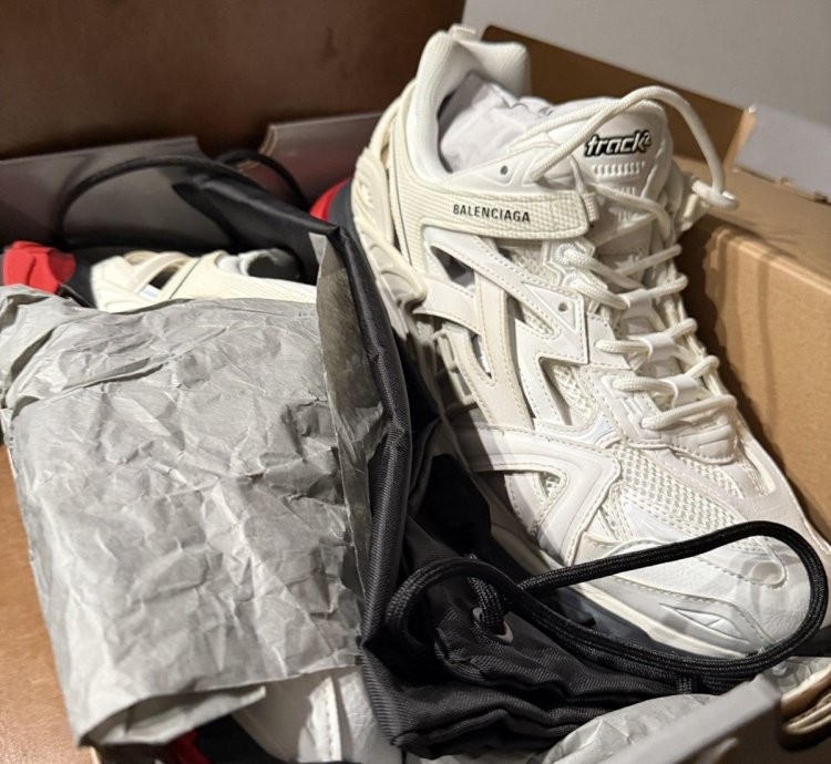 Balenciaga Track 2 0 Sneakers- Brand New Size 46