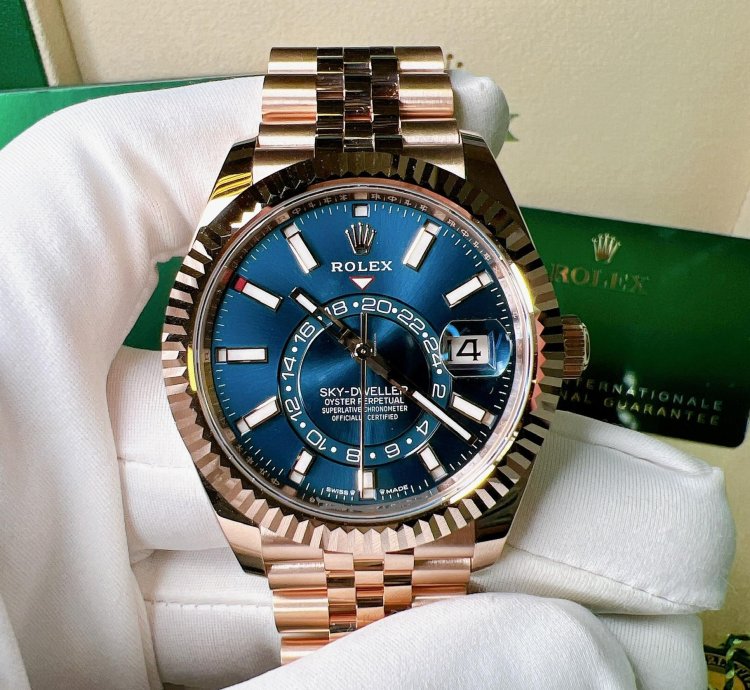 Rolex Sky-dweller 2024 New Sky-dweller Everose Gold Blue Green Jubilee