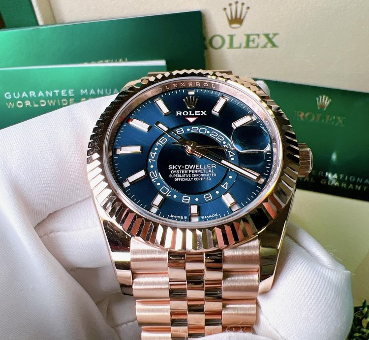 Rolex Sky-dweller 2024 New Sky-dweller Everose Gold Blue Green Jubilee