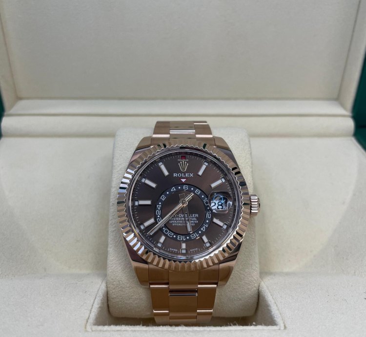 Rolex Sky-dweller rose Gold Chocolate Dial