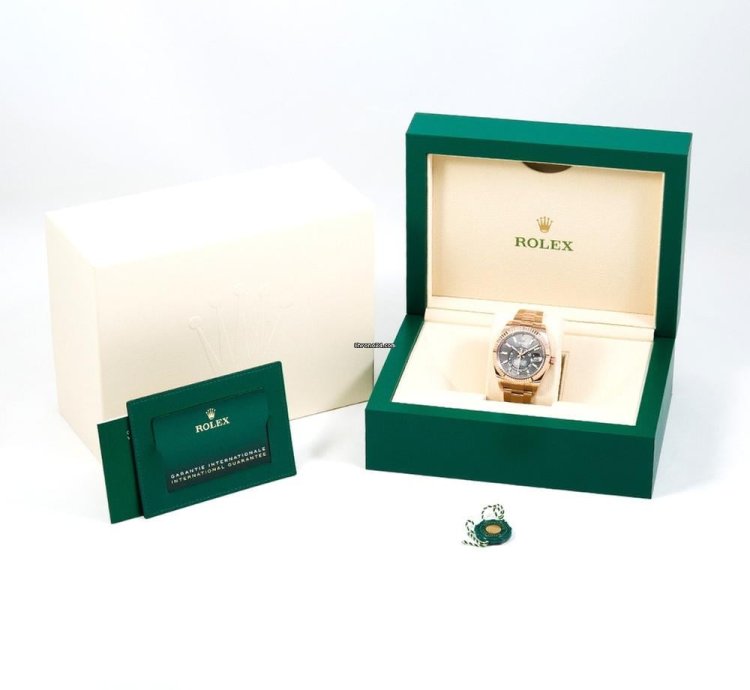Rolex Sky-dweller 01 2023 Rhodium Dial Perfect Condition Box Papers