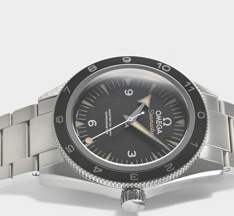 Omega Seamaster 300 007 Spectre Limited Steel Black Box Papers 233 32 41 21 01 001