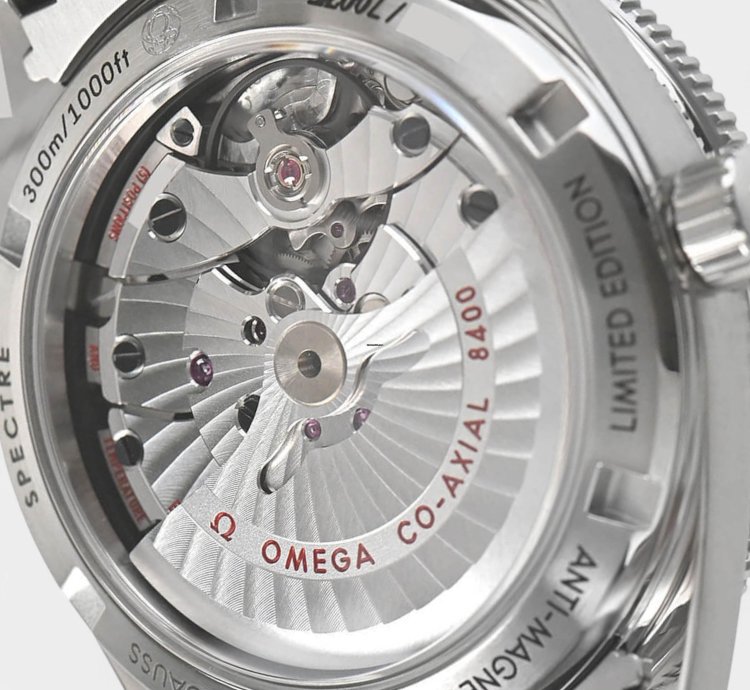 Omega Seamaster 300 007 Spectre Limited Steel Black Box Papers 233 32 41 21 01 001