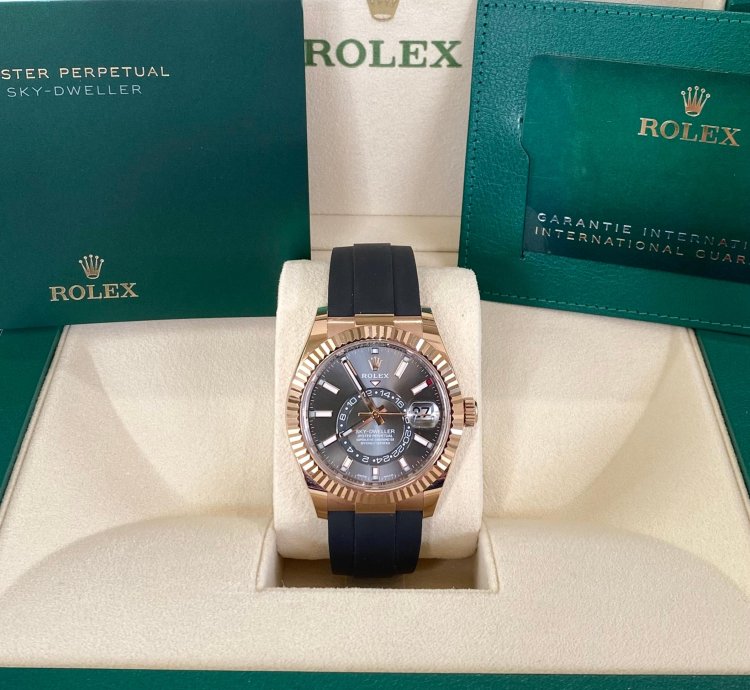 Rolex Sky-dweller 18ct Rose Gold Rhodium Dial 2021
