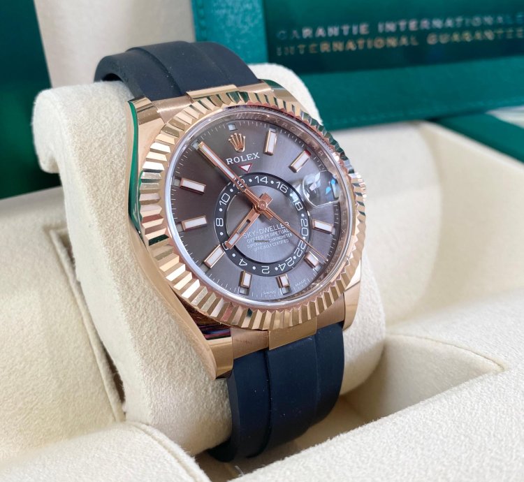 Rolex Sky-dweller 18ct Rose Gold Rhodium Dial 2021