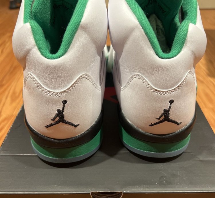 Wmns Air Jordan 5 Lucky Green