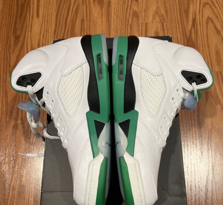 Wmns Air Jordan 5 Lucky Green
