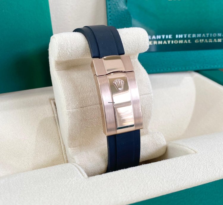 Rolex Sky-dweller 18ct Rose Gold Rhodium Dial 2021