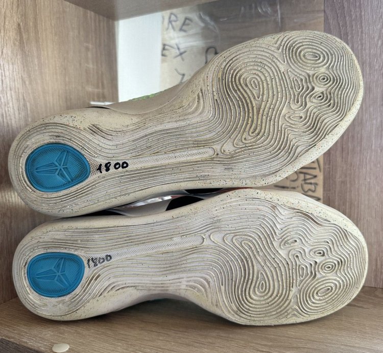 Vintage Nike Kobe Elite 9 Sneakers