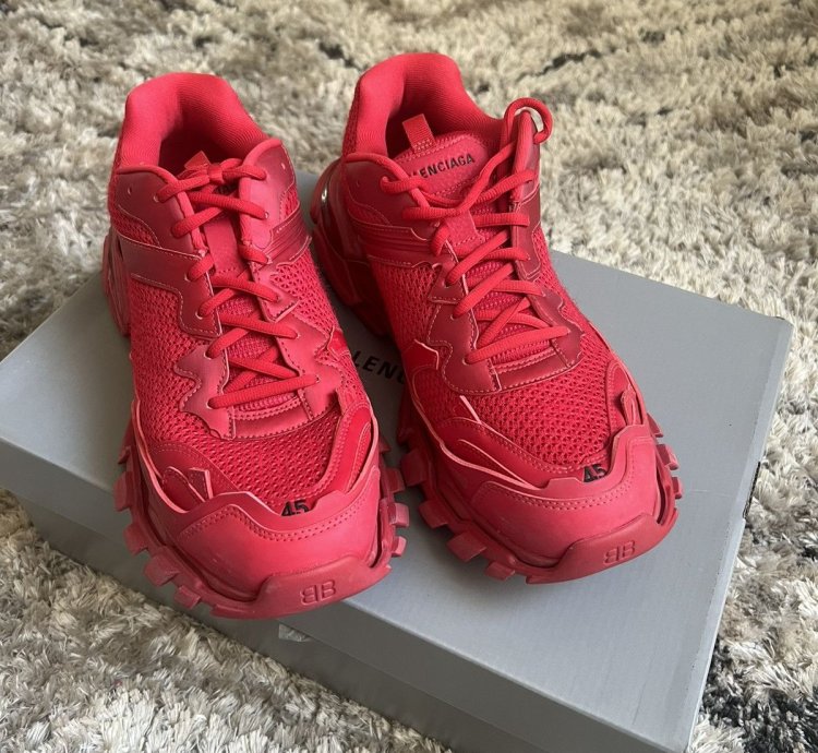 Balenciaga Track 3