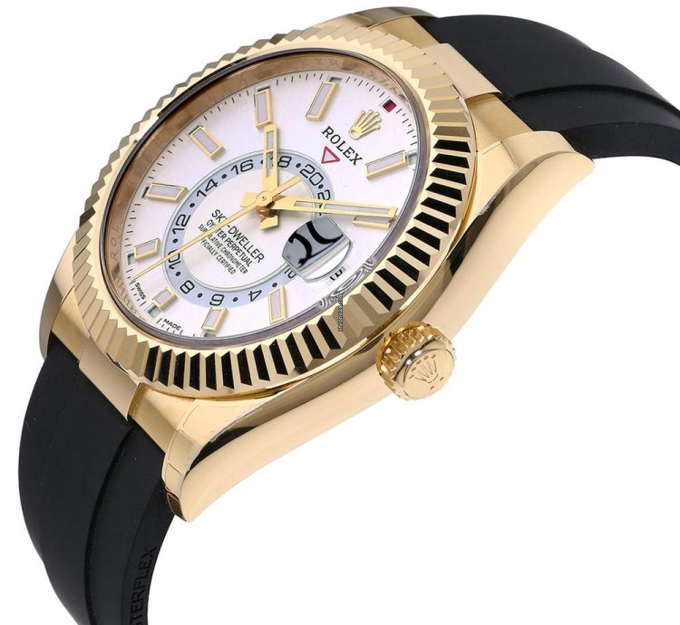 Rolex Sky-dweller 18k Gold Automatic 326238