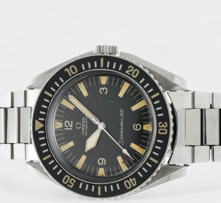 Omega Seamaster 300 165 024 Automatic Steel Vintage Black Dial 1960s