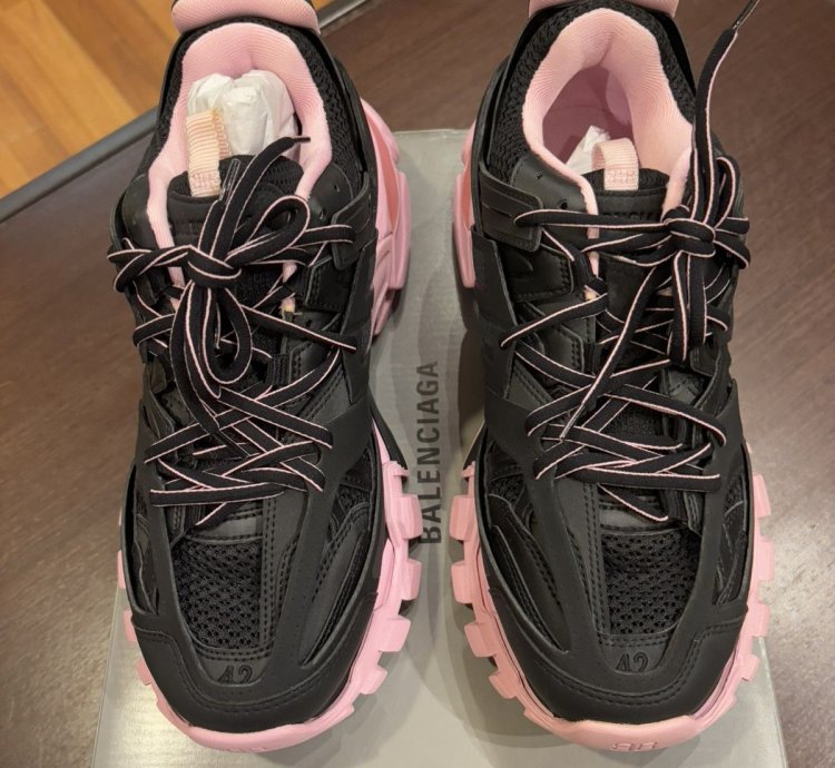 Balenciaga Track Black Pink