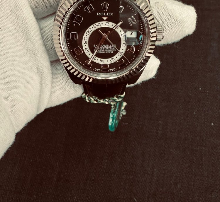 Rolex Sky-dweller 18k White Gold - 2x Leather Bracelet Black Brown