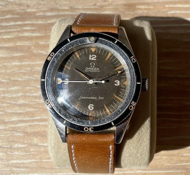 Omega Seamaster 300 1960 Omega Sm300 2913-8 With Tropical Dial Lollipop Hand
