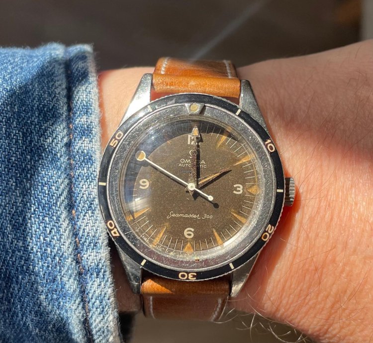 Omega Seamaster 300 1960 Omega Sm300 2913-8 With Tropical Dial Lollipop Hand